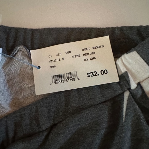 Leli"s Collection - Vanilla Sky Bolt Shorts - Size M - NEW With Tags. - Picture 10 of 11